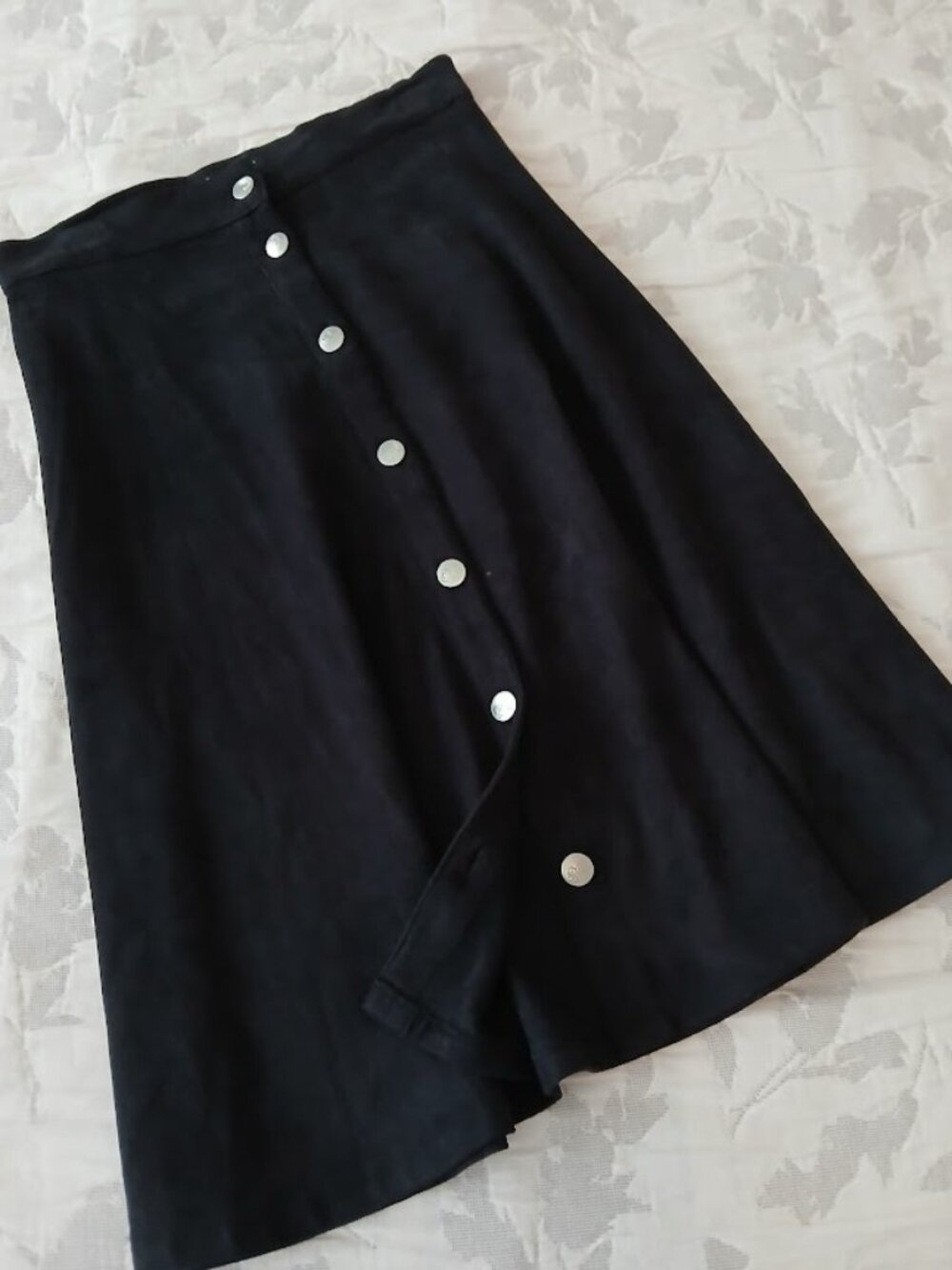 HARMONY & HAVOC Faux Suede Aline Button Front Skirt - S